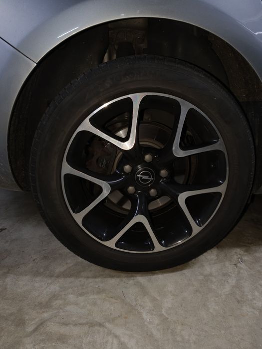 Opel Astra J Sports Tourer 1.7 CDTI (125cv) Cosmo – Apenas 85.000kms ; Apenas um único dono!