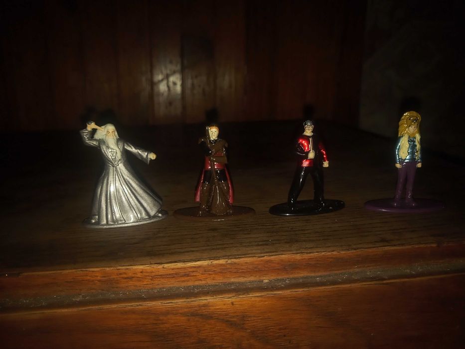 Figurki Marvel Prawie cała kolekcja plus 4 figurki z Harrego Pottera