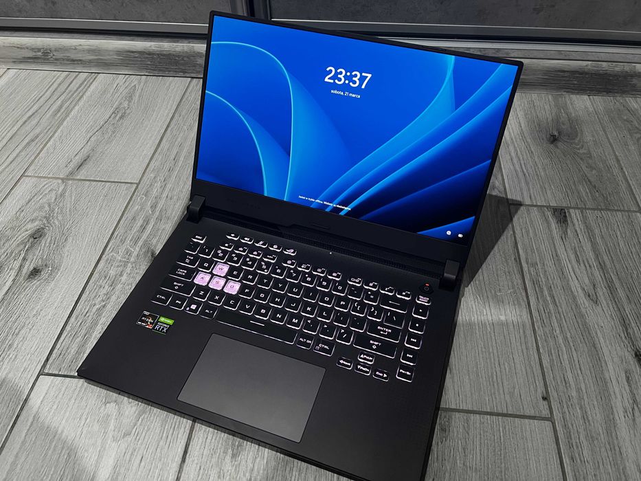 Laptop Asus ROG Strix G513 Ryzen 7 RTX 3060 16GB