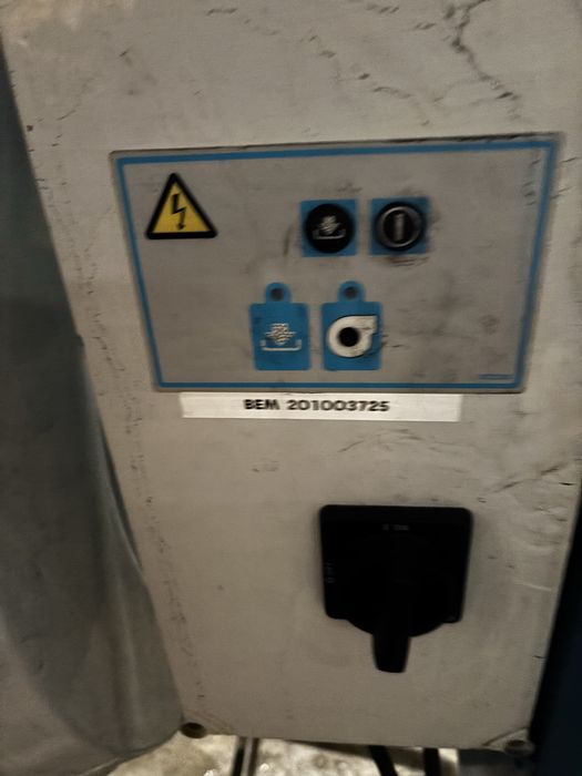 Exaustor fumos e poeiras