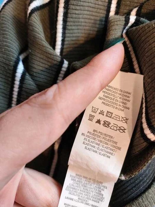 Spódnica dopasowana ołówkowa w paski