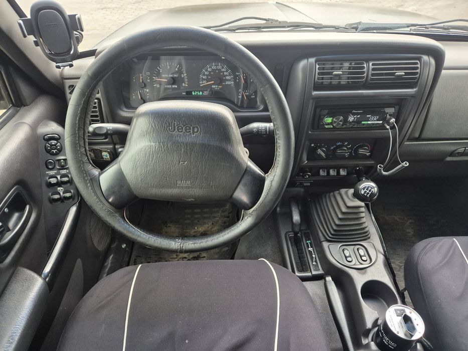 Jeep Cherokee Lift XJ 2.5 tdi bez korozji doinwestowany