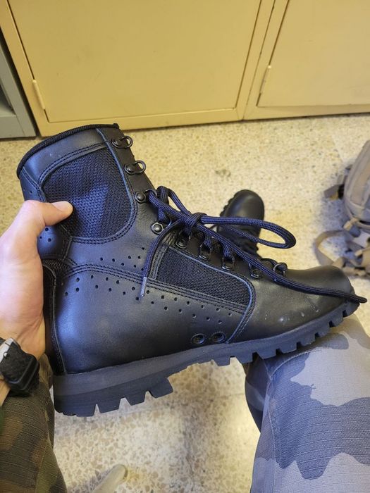 Продам летние берцы новые 42 размер