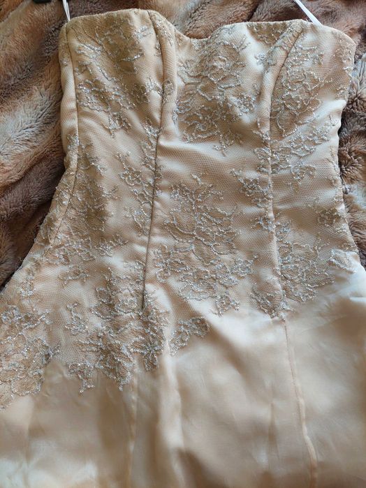 Vestido de noiva em seda selvagem