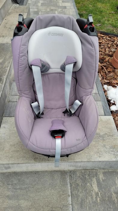 30Fotelik samochodowy maxi Cosi Tobi