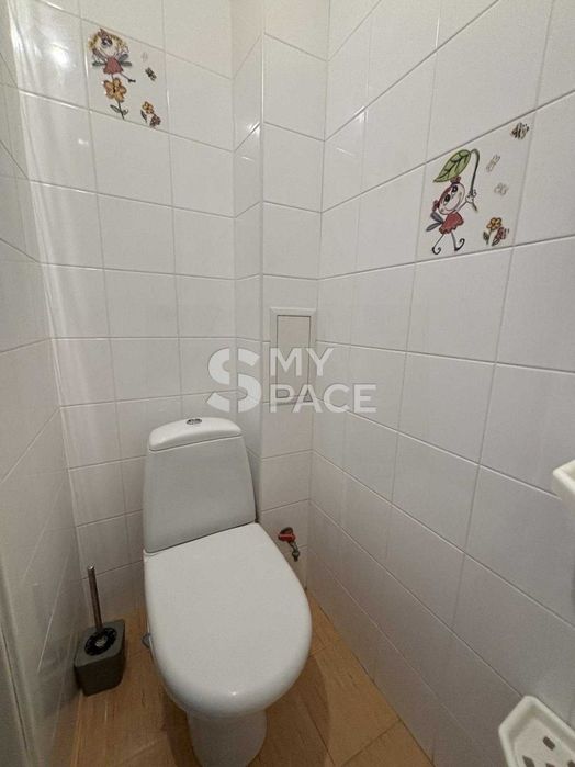 БЕЗ КОМІСІЇ Продаж 3-к квартири вул.Антонова 43 Солом'янський район