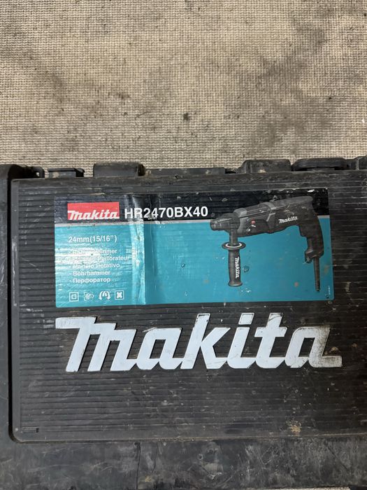 Makita HR2470 młotowiertarka