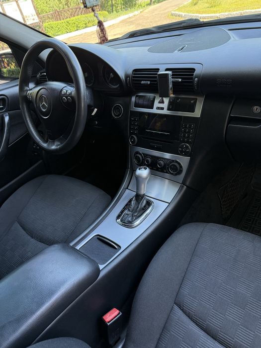 Mercedes-Benz C-Class 2007 VIN WDB2030461A953027 фото оголошення 7 з 8