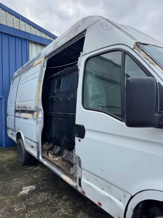 Iveco Dayli 35C13 (projeto furgão inacabado)