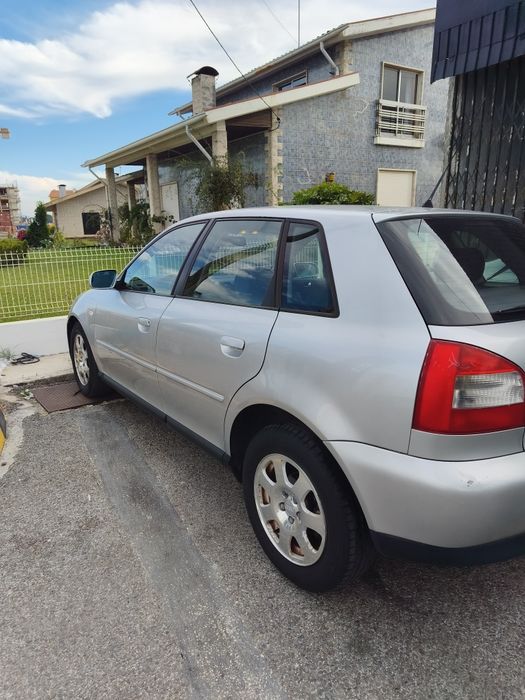 Audi A3 impecável