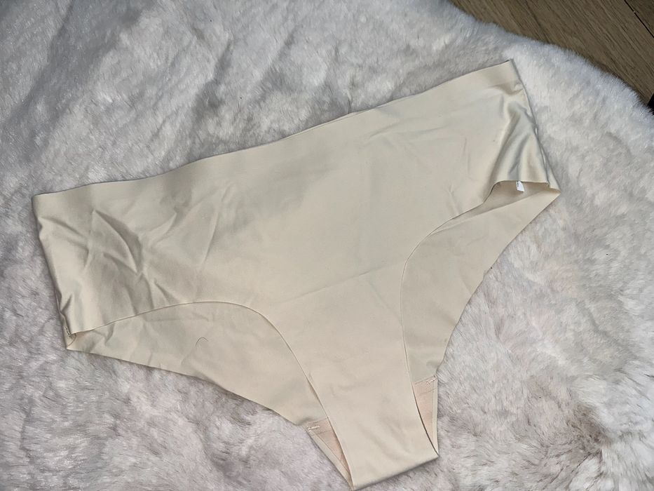 Primark cieliste delikatne majtki nowe L