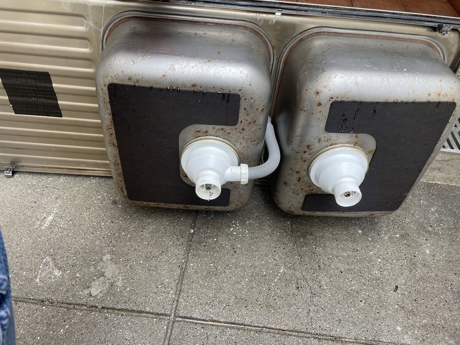 Banca teka twins