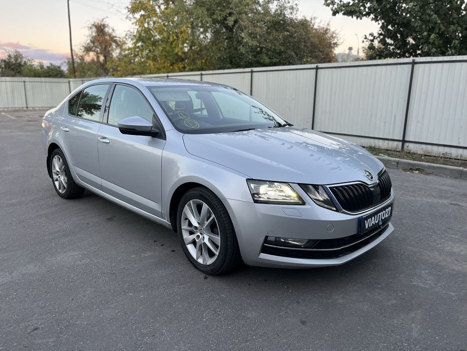 Двері Skoda octavia A7 Fl, LA7W
