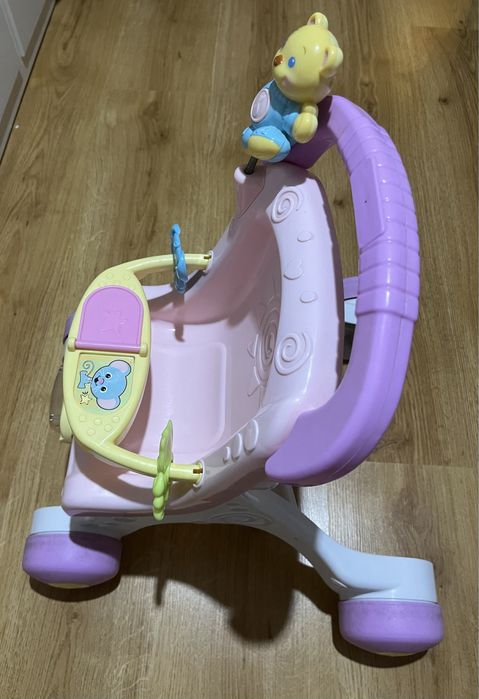 Carrinho de bonecas / andarilho da Fisher Price