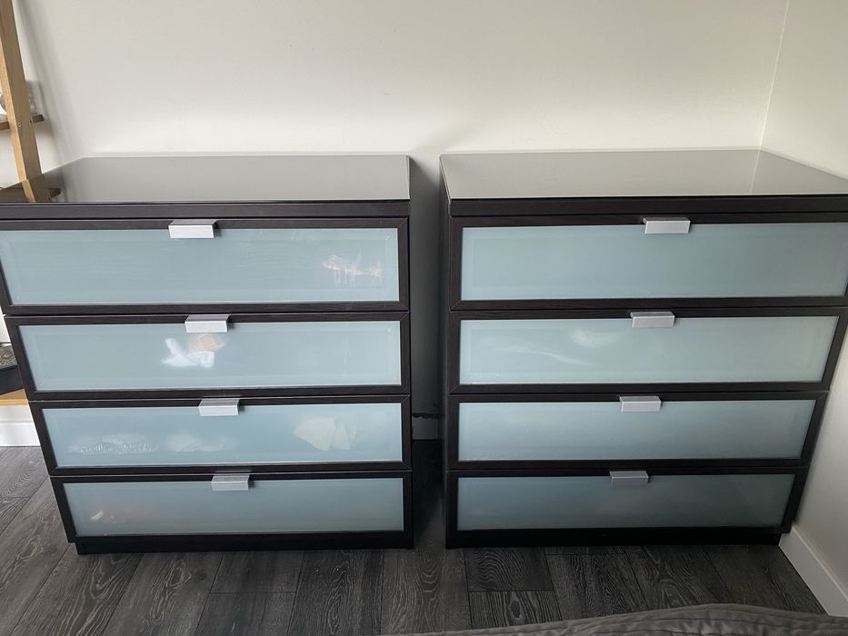Komoda Ikea z czterema szufladami