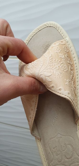 Kapcie laczki pantofle skóra naturalna skórzane 38 polskie góralskie