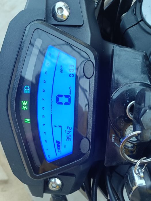 Lifan sr 200,один в таком цвете и форме