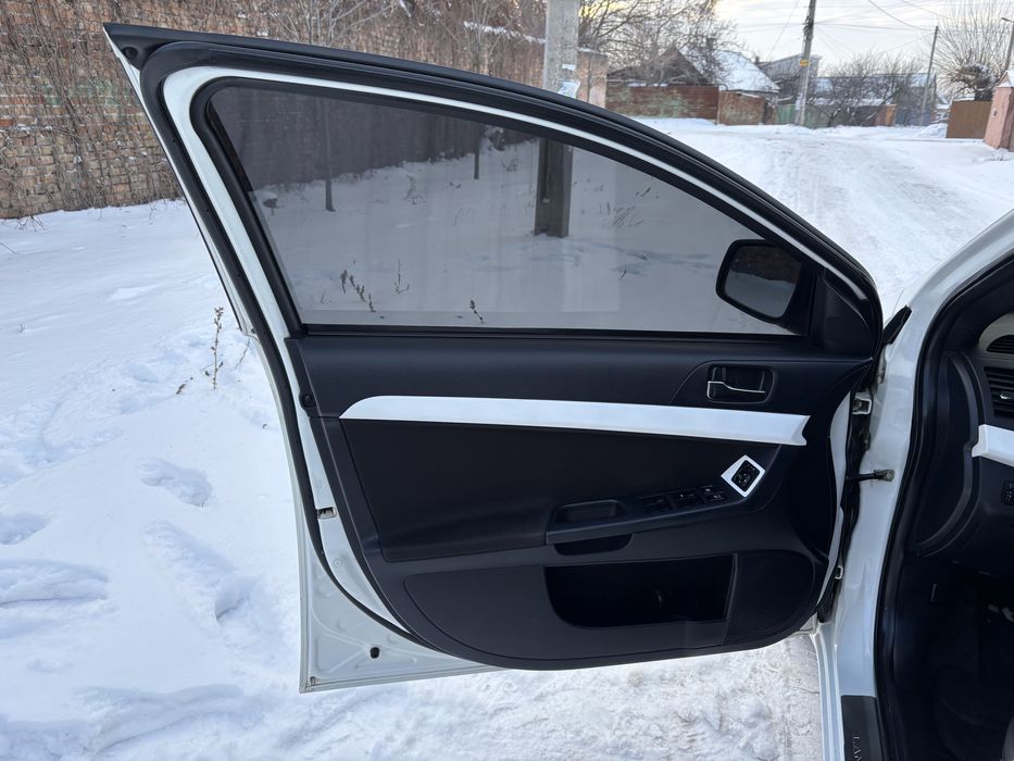 Mitsubishi Lanсеr 2011,1.8, механика, в отличнейшем состоянии!