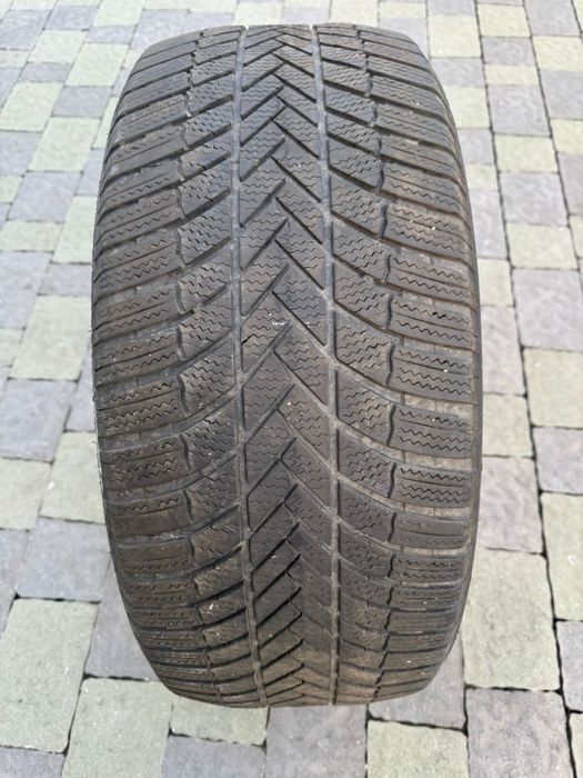Bridgestone Blizzak LM005 275/45 R20 110V XL — зимові