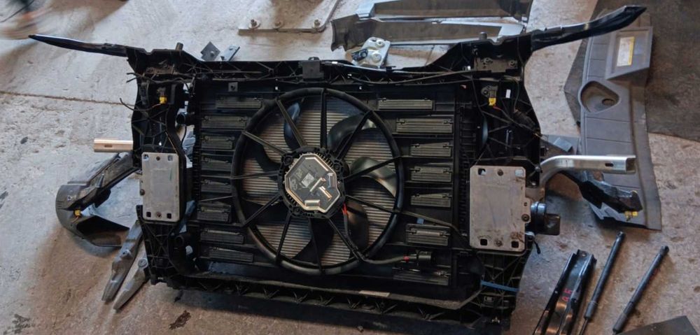 Бампер капот крыло фары комплект Audi Q5 80A 8R USA EU Разборка