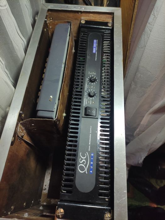 Підсилювач  QSC AUDIO  RMX 3051HD  Пульт Roland 3100