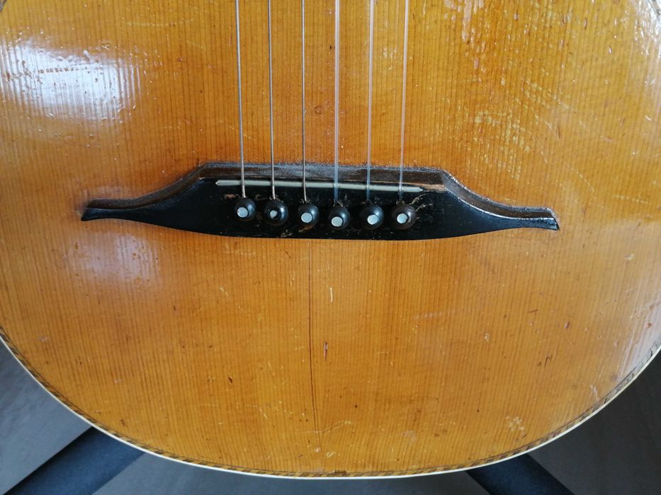 Parlor.Gitara z początku XX wieku. Również zamiana.
