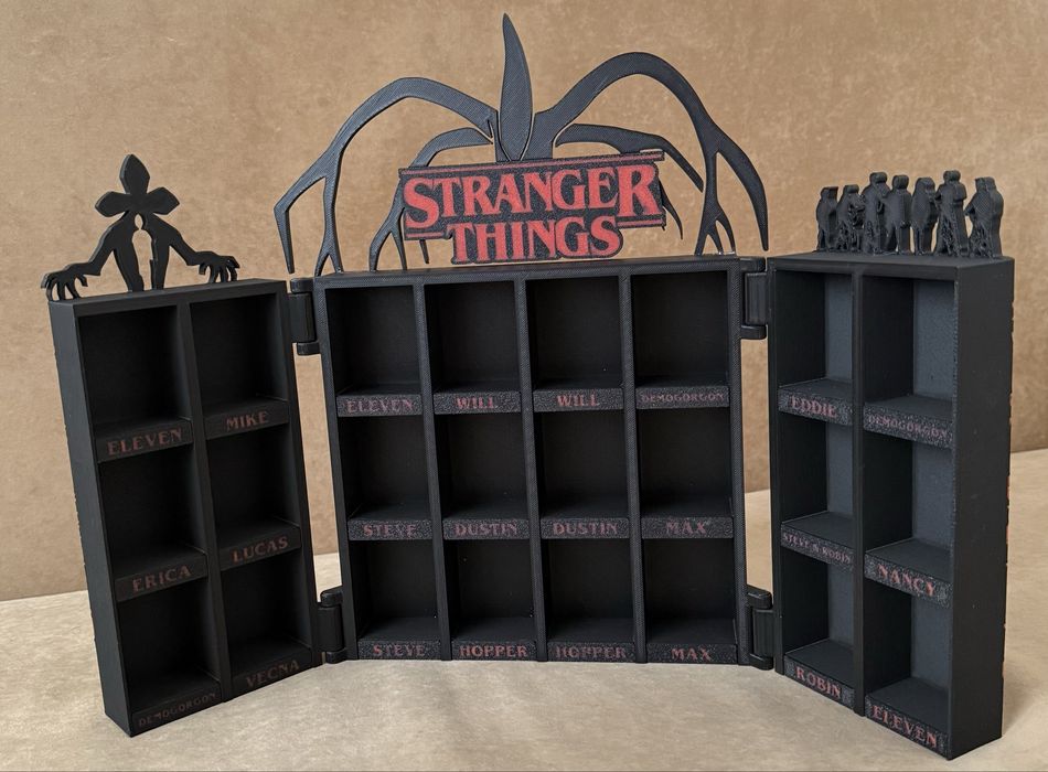 Поличка для фігурок Stranger Things Kinder Joy