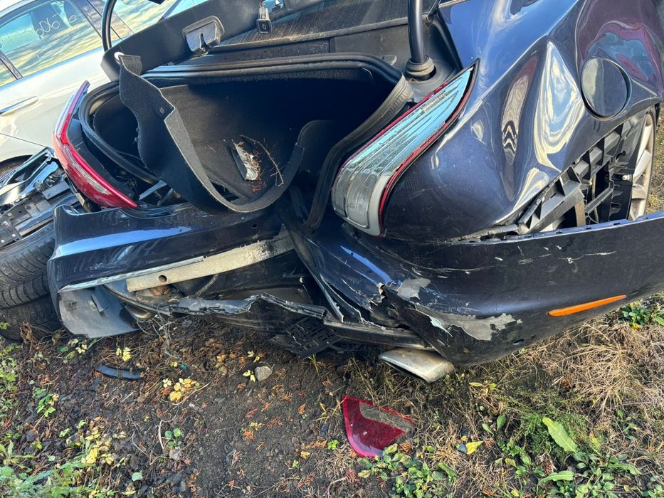 Jaguar xj 2017 mały przebieg