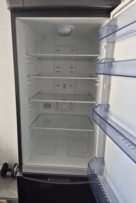 Frigorífico Becken B318 NFA+IX em Bom  Estado