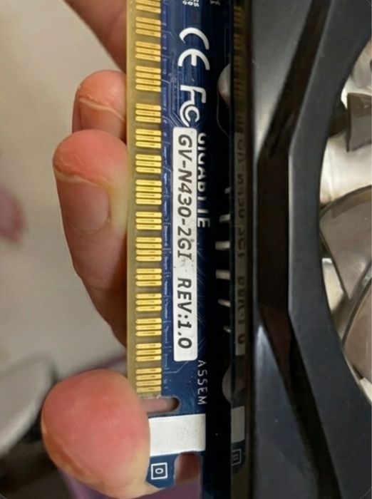 Відеокарта Gigabyte GeForce GT 430 2 ГБ