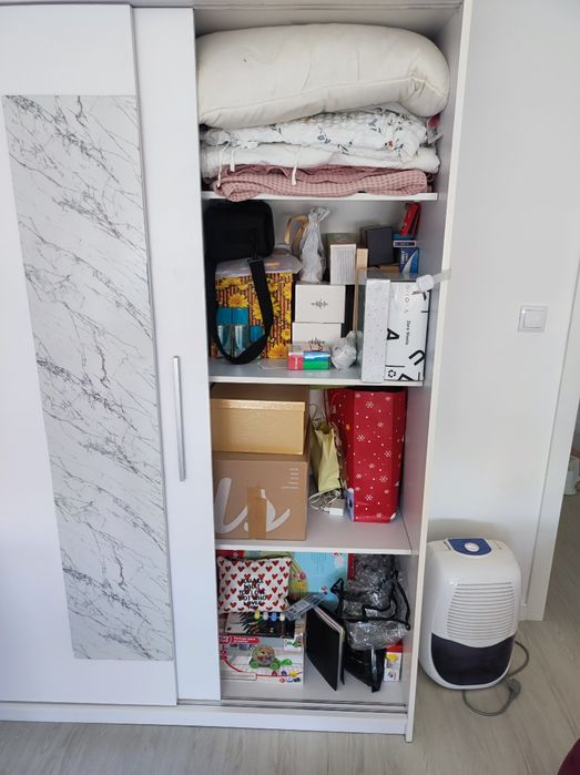 Roupeiro YORK Conforama portas deslizantes com espelho 150x195cm branc