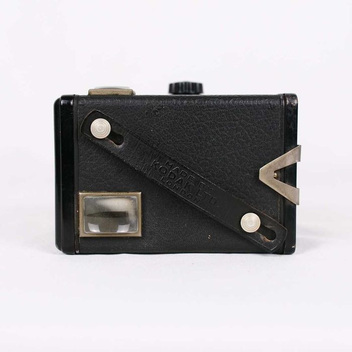 Máquina fotográfica Kodak Brownie Six-20 Model C