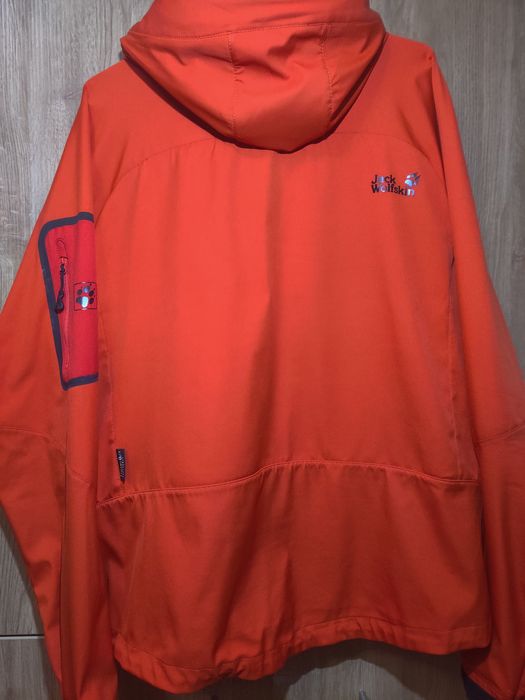 Вітрівка Jack Wolfskin