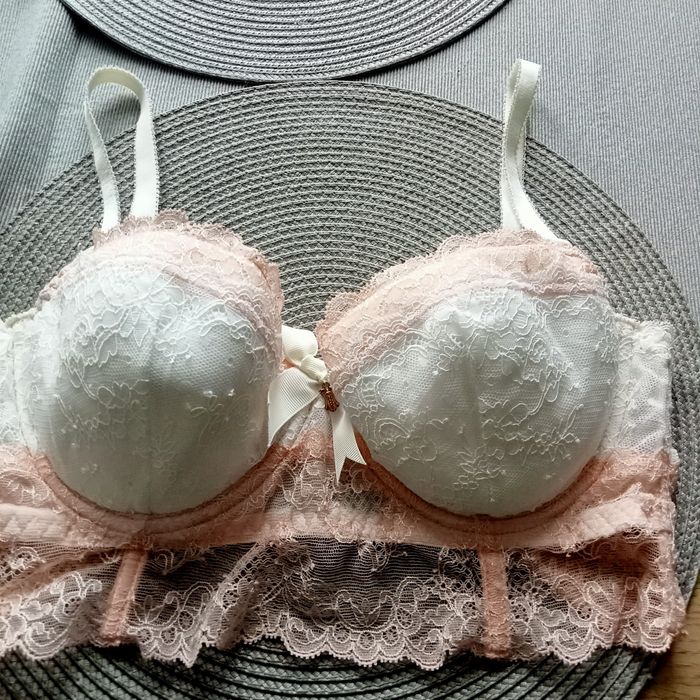 Biustonosz koronkowy Poupee Marilyn 75E