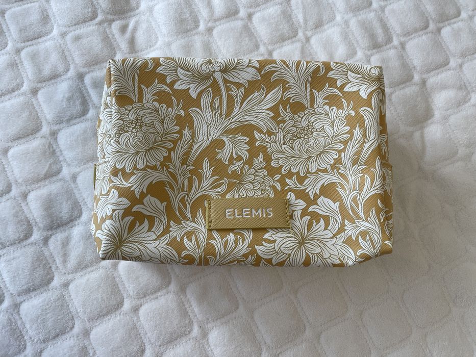 Косметичка Elemis
