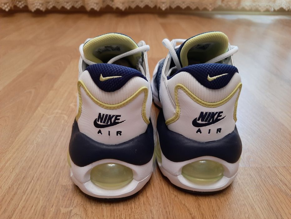Оригінальні чоловічі кросівки Nike Air Max TW (DQ3984-101)