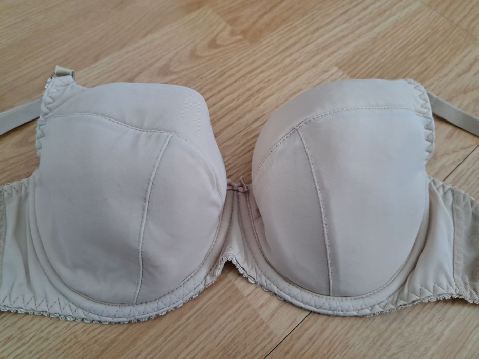 Biustonosze AVA 70E w bdb stanie