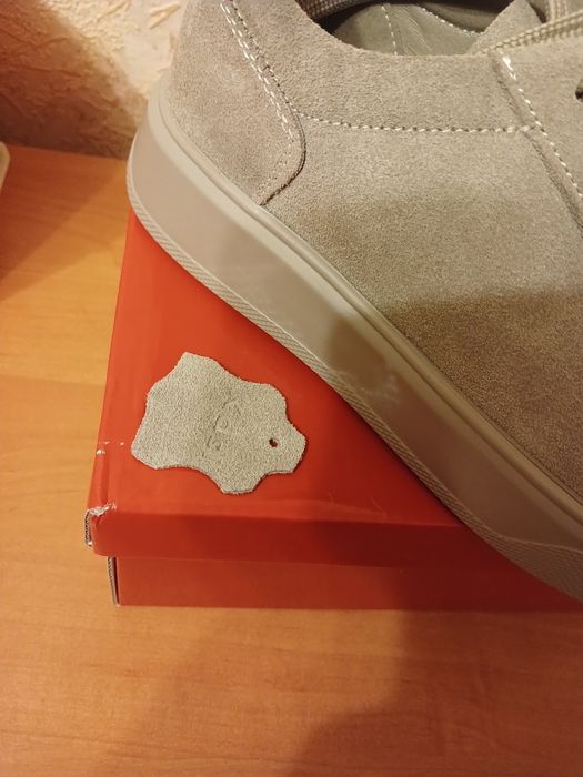 Замшеві  кросівки