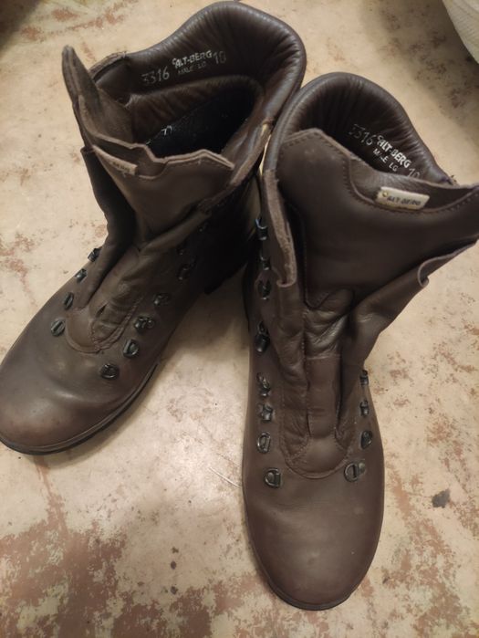 Британські  берці Alt Berg