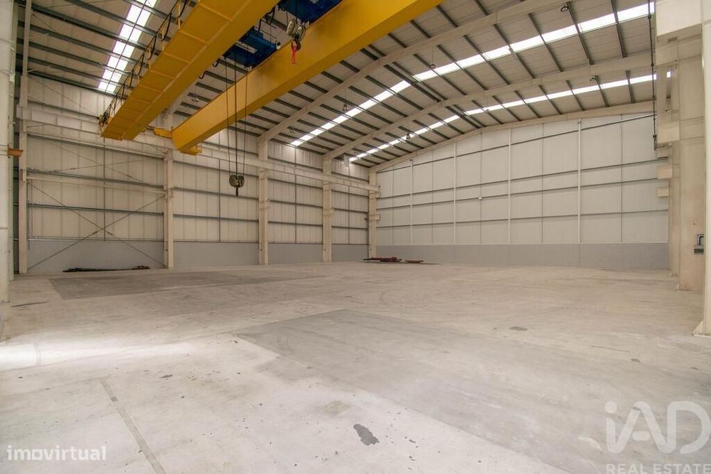 Hangar em Marinha Grande de 957,00 m2