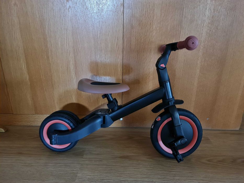 Top Mark Triciclo KAYA 4 em 1 Preto +12M