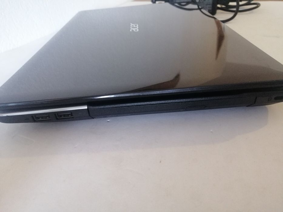 Portatil Acer E1-571g