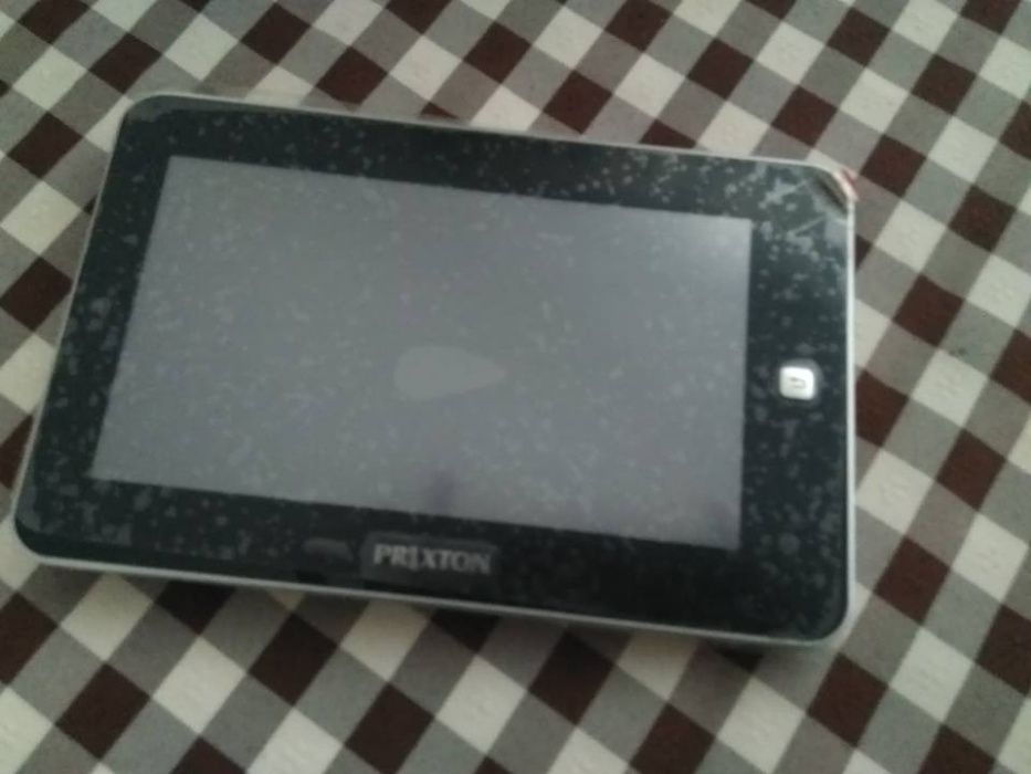 Selling new Prixton T7001 tablet (still with plastic wrap)64283838296321121