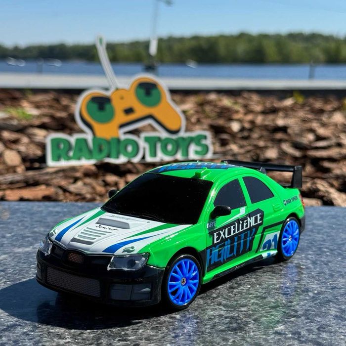 Машинка для дрифту на радиоуправлении Subaru Impreza. Дрифт машинка