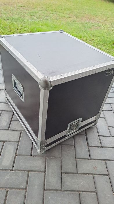 Case skrzynia na kolumny głowy ruchome basy subbas kablarka