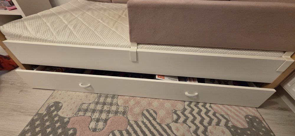 Łóżko  dla dziewczynki