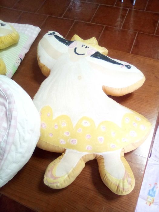 Edredom e capa para cama de menina