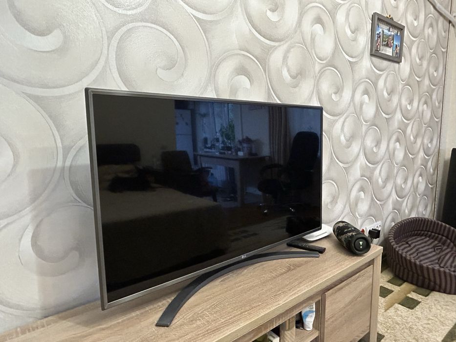 Телевизор lg 43un81006lb поврежденная матрица