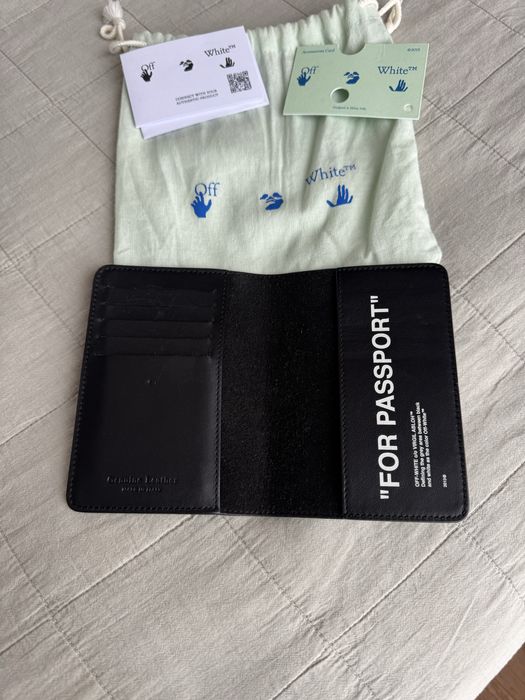 Шкіряна обкладинка на паспорт Off-White