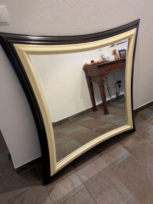 Espelho de entrada ou quarto